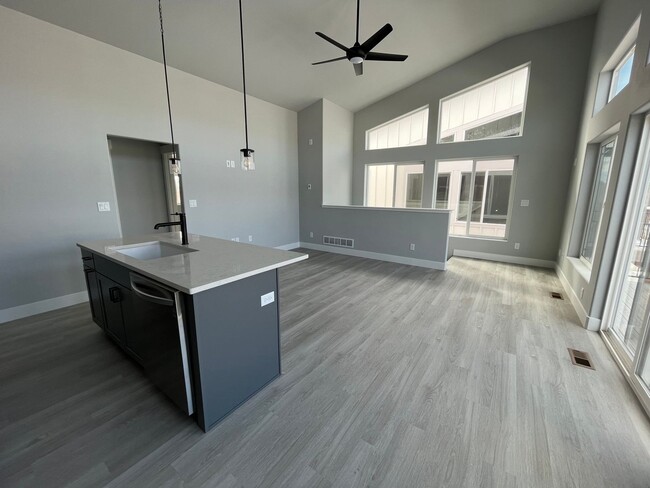 Foto del edificio - 236 Miller Ln