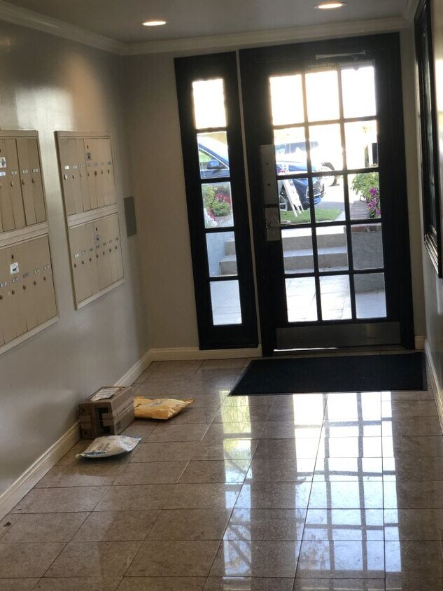 Foto principal - 1515 S Beverly Dr