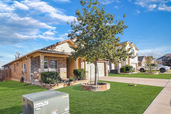 Foto del edificio - 9610 Glynhill Ct