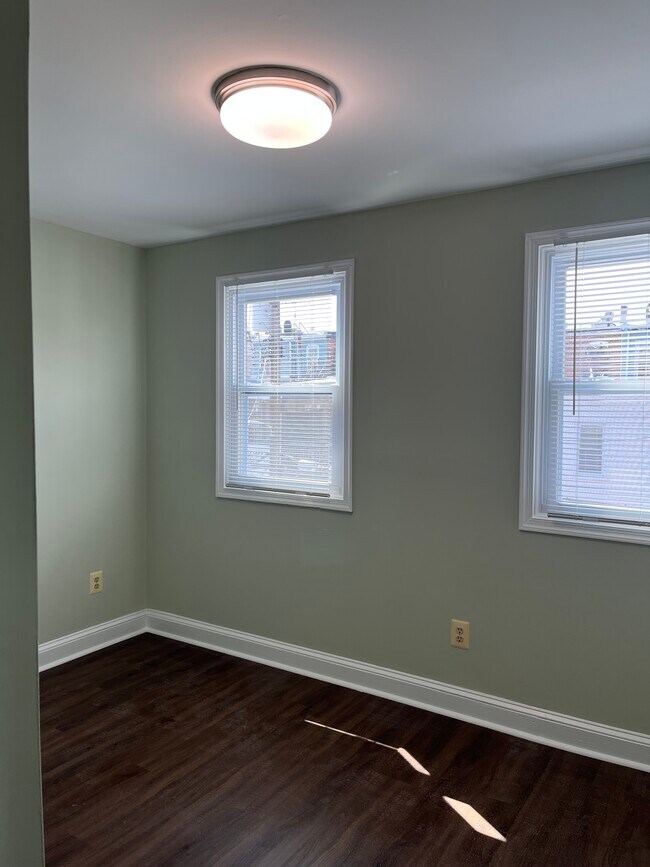 sunroom - 2926 N Calvert St