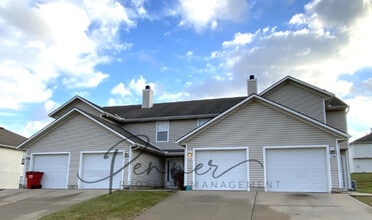 Building Photo - 201-A NE DOGWOOD St