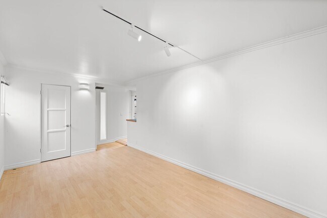 Foto del edificio - Laguna Village One Bedroom