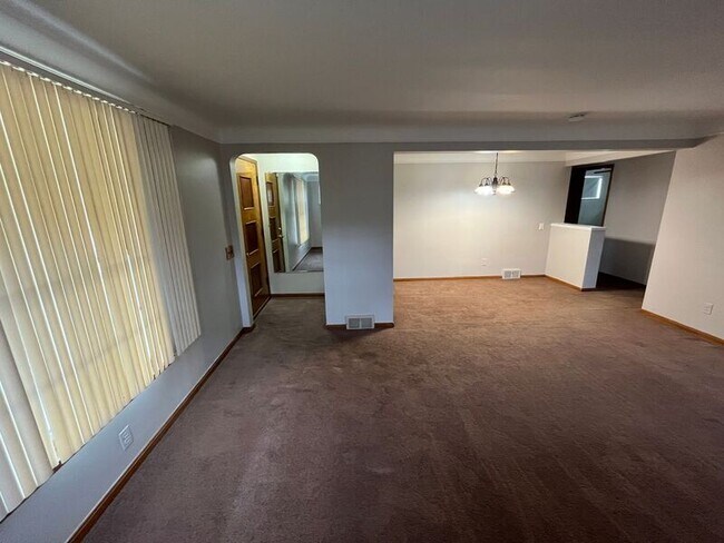 Foto del edificio - 20928 Littlestone Rd