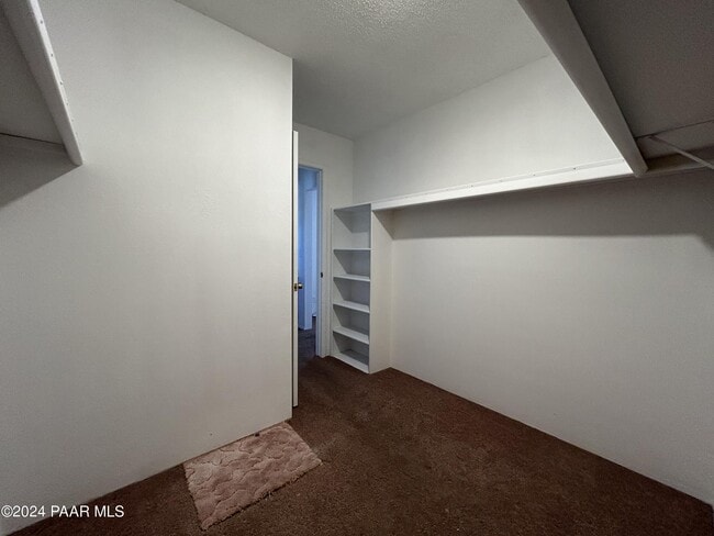 Building Photo - 4035 N Kearny Dr