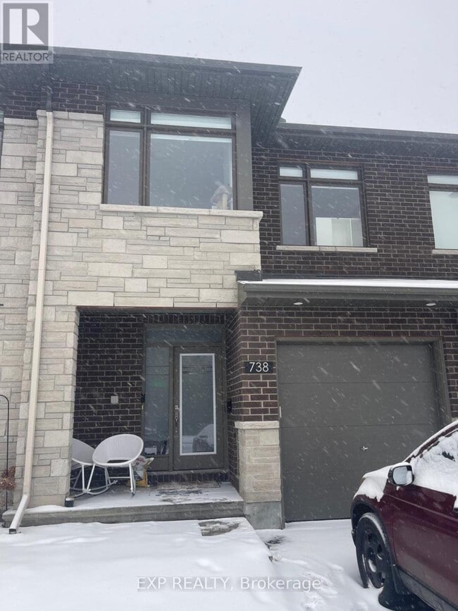 Building Photo - 738 Miikana Rd