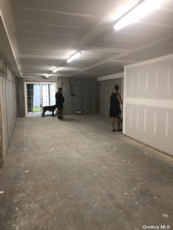 Building Photo - 127 Nassau Ln