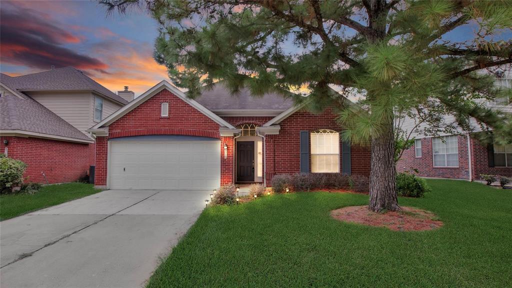 Foto principal - 9719 Goldenglade Dr