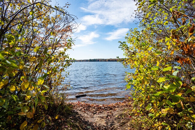 Willet Pond allows Norwood residents and visitors a walking path to enjoy the water views.