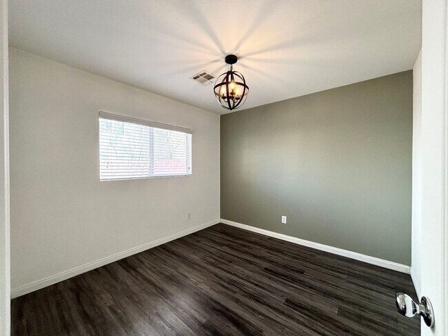 Foto del edificio - Nice 2-story single-family property