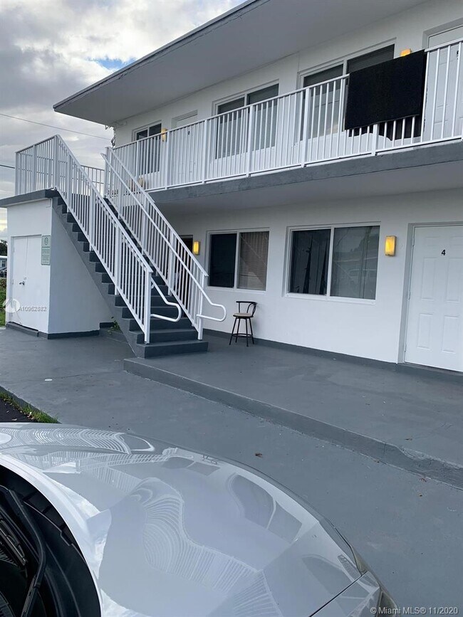 Foto del edificio - 101 NW 29th Ave