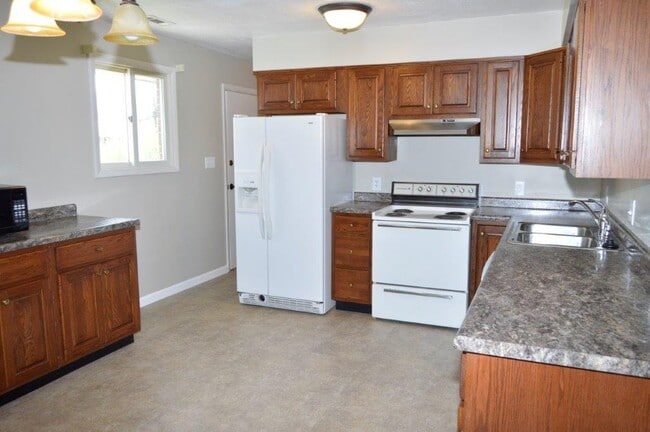 Foto del edificio - 16818 Coldwater Rd