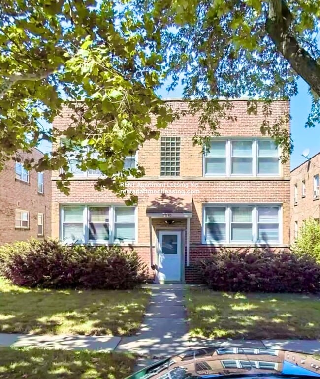 Building Photo - 9040 Keating Ave