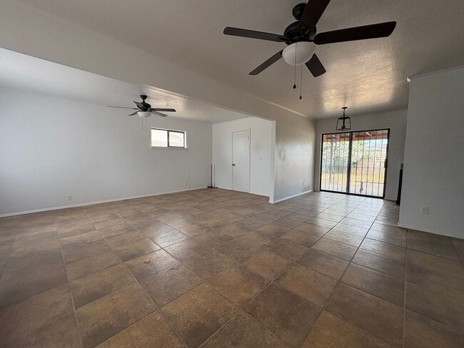 Building Photo - HOME FOR RENT IN NORTHEAST EL PASO
