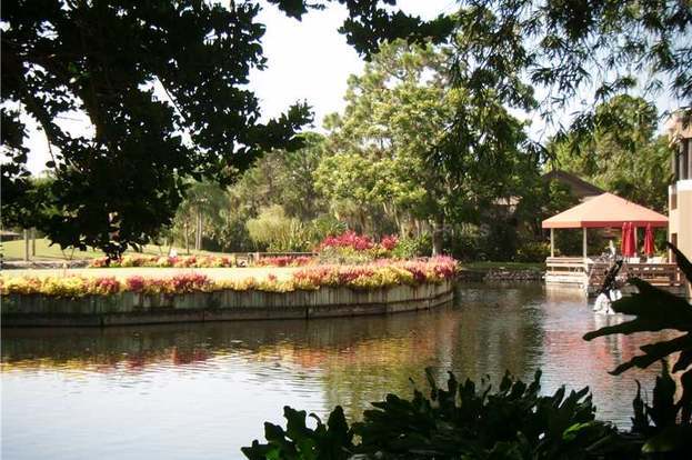 Foto del edificio - 3121 Longmeadow-