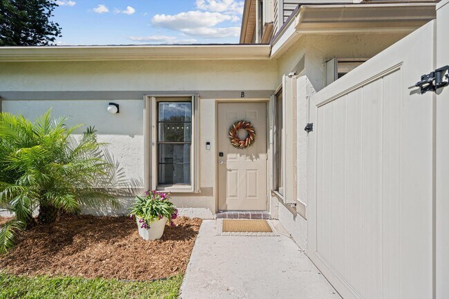 Foto del edificio - 4451 Willow Pond Rd