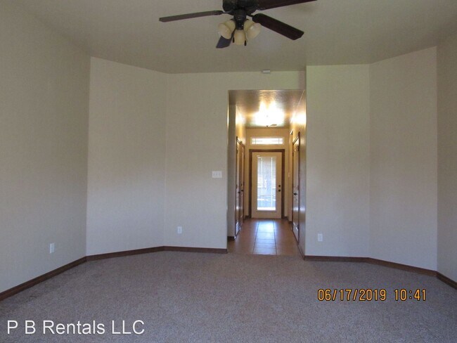 Building Photo - 3 br, 2 bath House - 2304 SW 44th Street