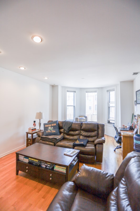 Primary Photo - 1811 N Wells St