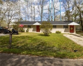 Building Photo - 39461 Spruce St
