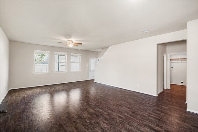 Foto del edificio - 15622 Marble Bluff Lane