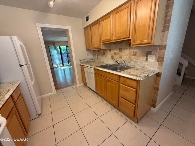 Foto del edificio - 3 Glen Arbor Park