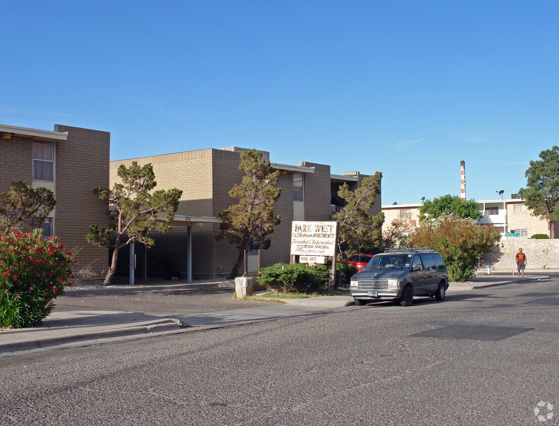 Building Photo - Parkwest Apartments