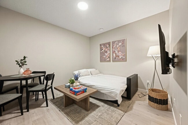 Building Photo - 3520 Erlanger Link NW