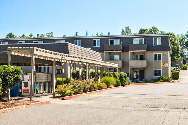 Front View of Leasing Office - 22440 Benson Rd SE