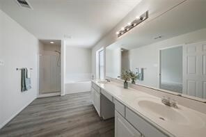 Building Photo - 16717 Foursquare Dr