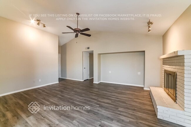 Building Photo - 6944 W Comet Ave