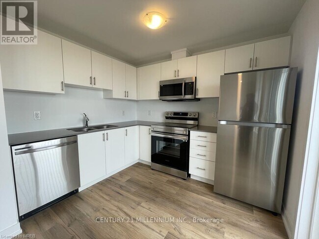 Photo du bâtiment - 4263-4263 Fourth Ave