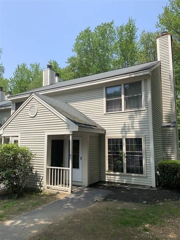 Primary Photo - 65 Woodland Green