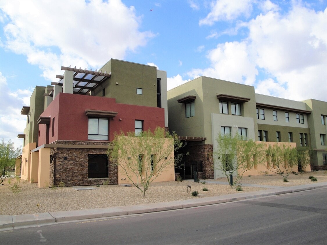 Victory Place IIV Apartments in Phoenix, AZ