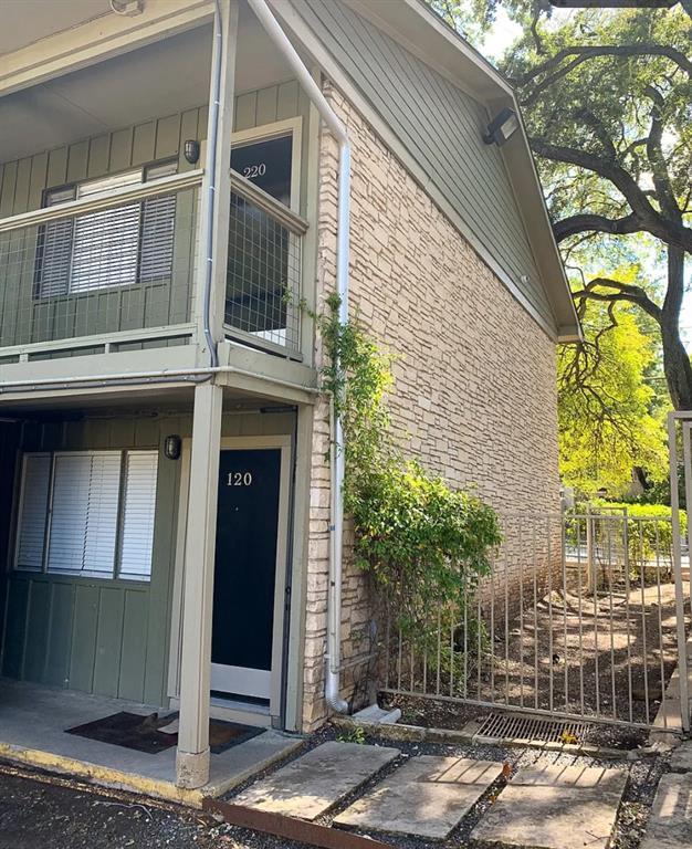 Building Photo - 2303 East Side Dr