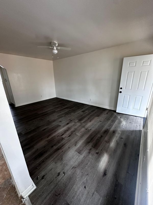 Foto del edificio - 13412 S Vermont Ave