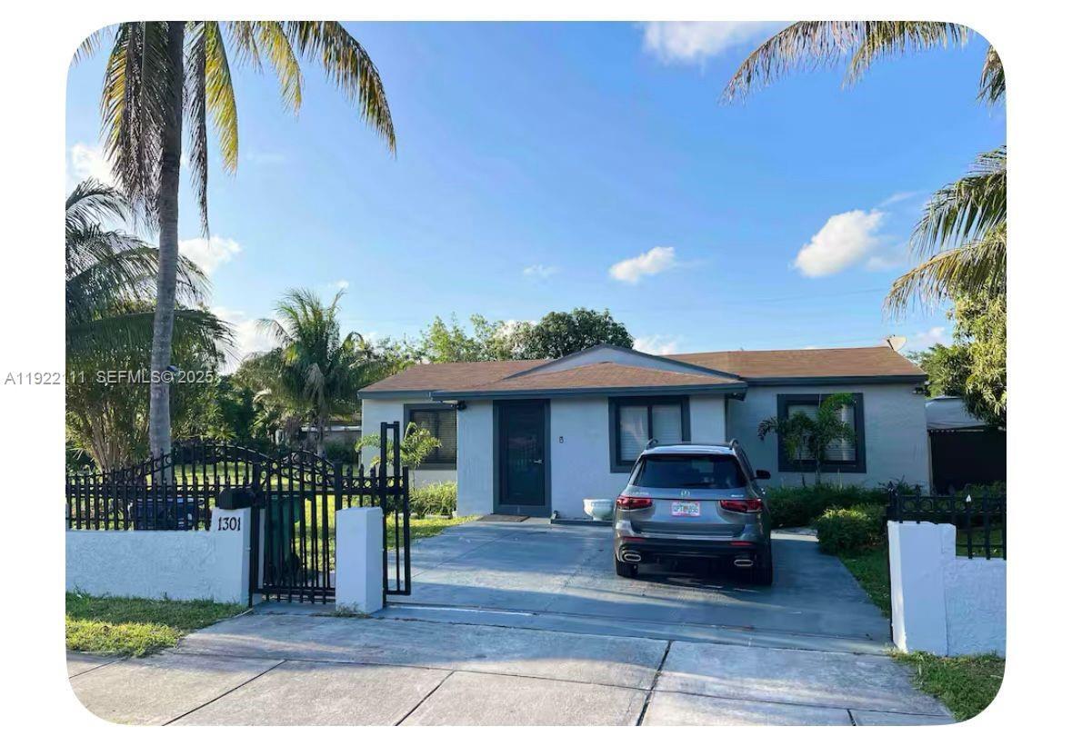 Foto principal - 1301 NW 99th St