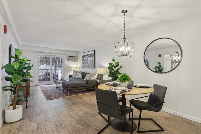 Foto del edificio - Heritage at the River