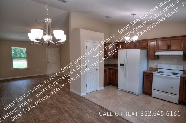 Building Photo - 7841 SW 128th Pl