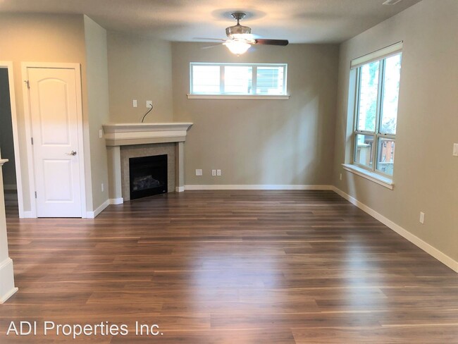 Building Photo - 3 br, 2.5 bath House - 14175 SW Walnut Cre...