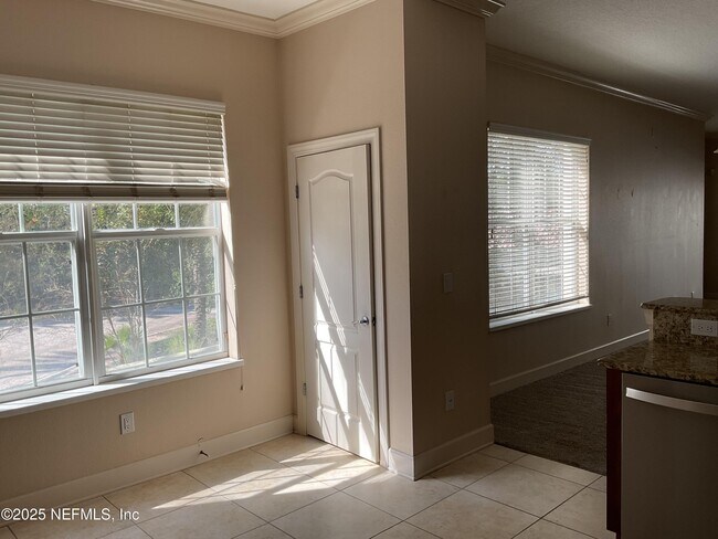 Foto del edificio - 13846 Atlantic Blvd