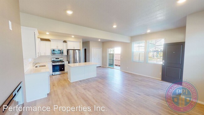 Building Photo - 3 br, 3 bath House - 14553 SW 78th Avenue