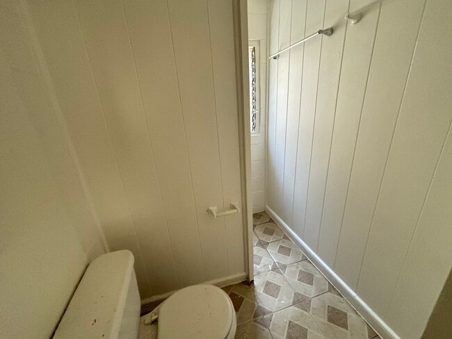 Building Photo - 1608 Cottage Walk