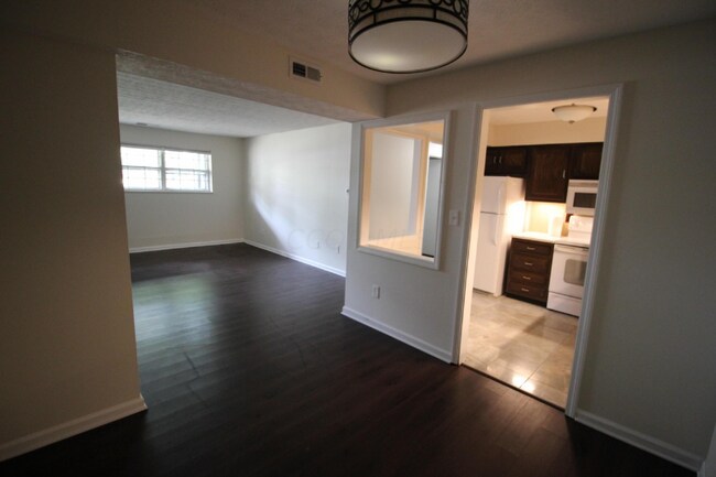 Foto del edificio - 1440 Slade Ave