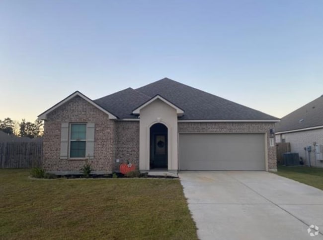Building Photo - 40313 Sedgwick Ln
