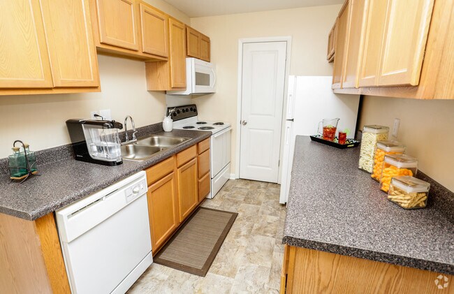 Marina Point Apartments Chesapeake, VA