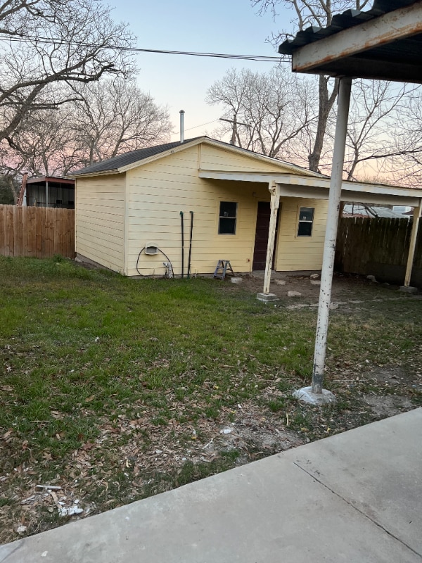 Building Photo - 3906 Manchester Dr
