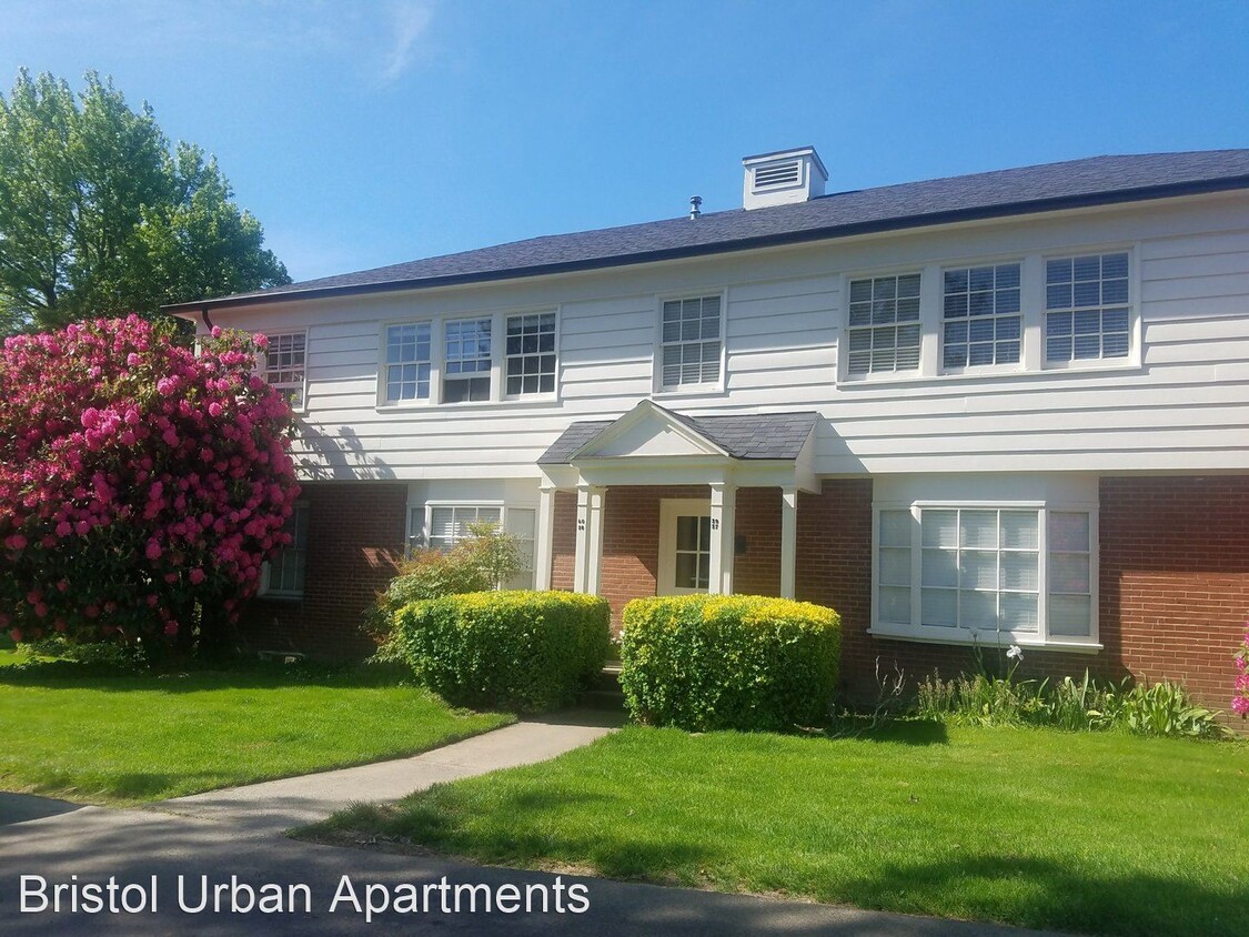 Foto principal - 7905 SW Cedar St