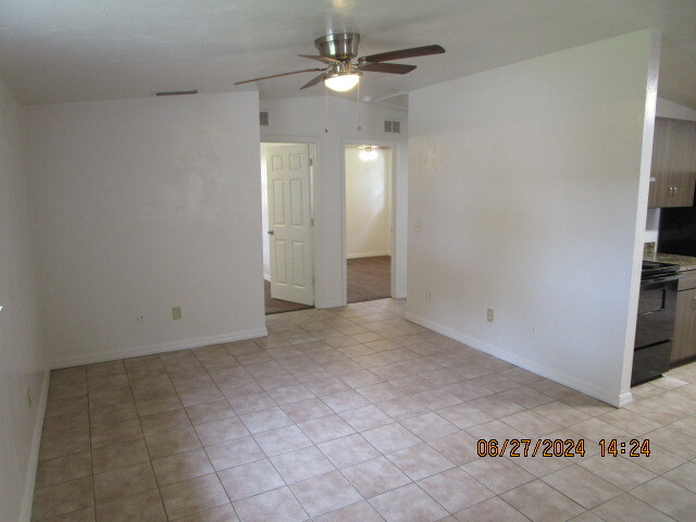 Photo - 446 Elsie Ave (Daytona Beach, FL) House