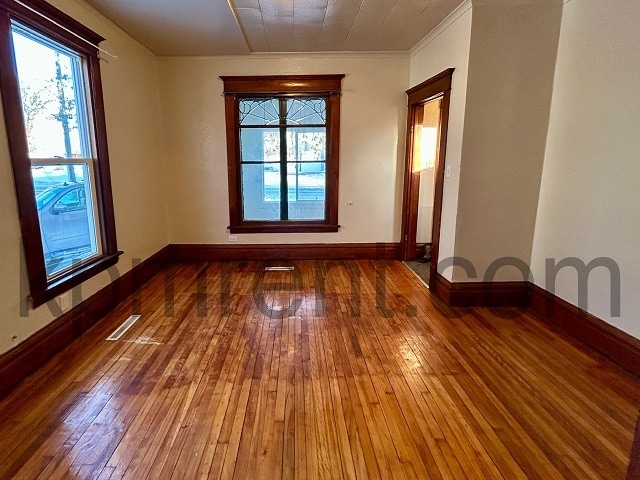 Foto del edificio - 705 10th St NE