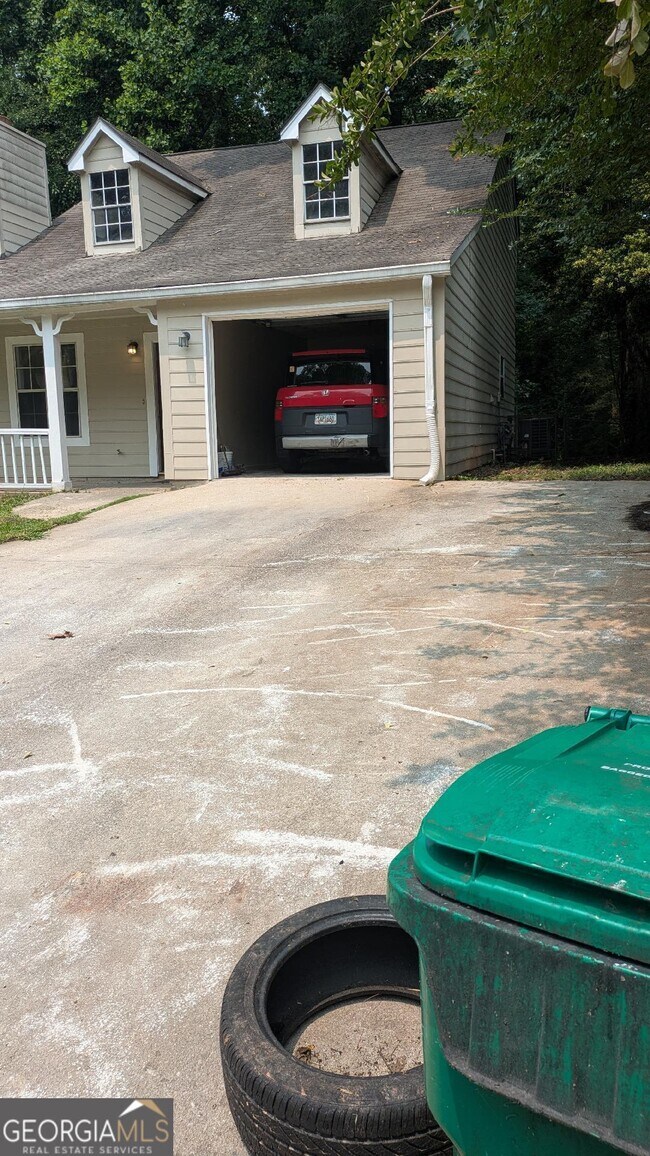 Building Photo - 1009 Autumn Crest Ct