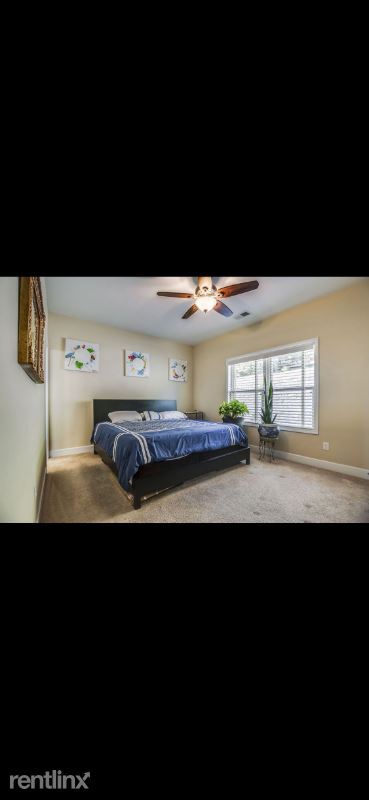 Building Photo - 2 br, 2.5 bath Townhome - 2007 Pinecrest Dr